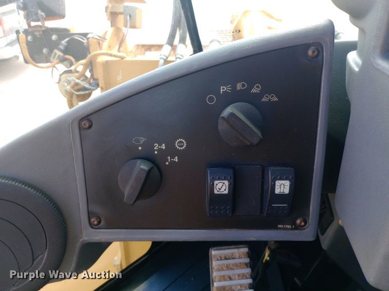 image for item NY9341 2005 Caterpillar  938G wheel loader