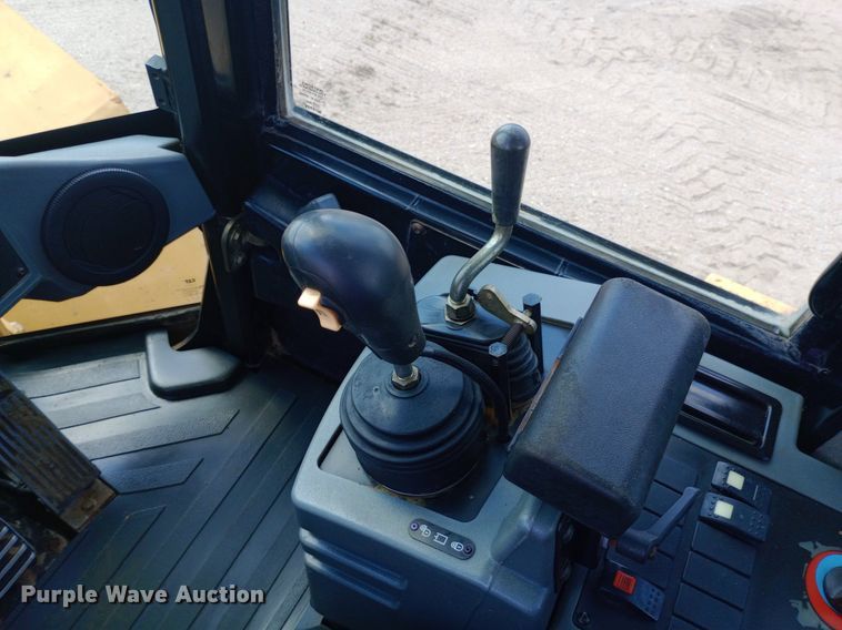 image for item NY9341 2005 Caterpillar  938G wheel loader