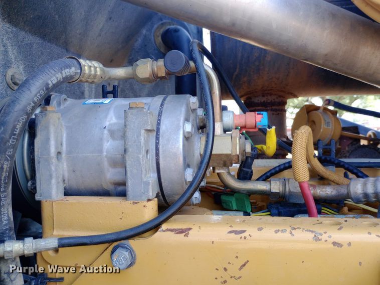 image for item NY9341 2005 Caterpillar  938G wheel loader