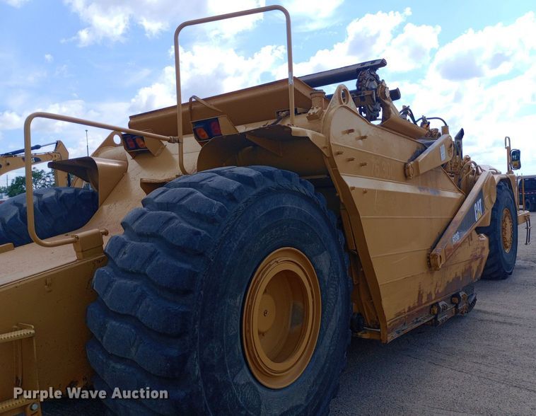 image for item NY9342 2001 Caterpillar 623G elevating scraper