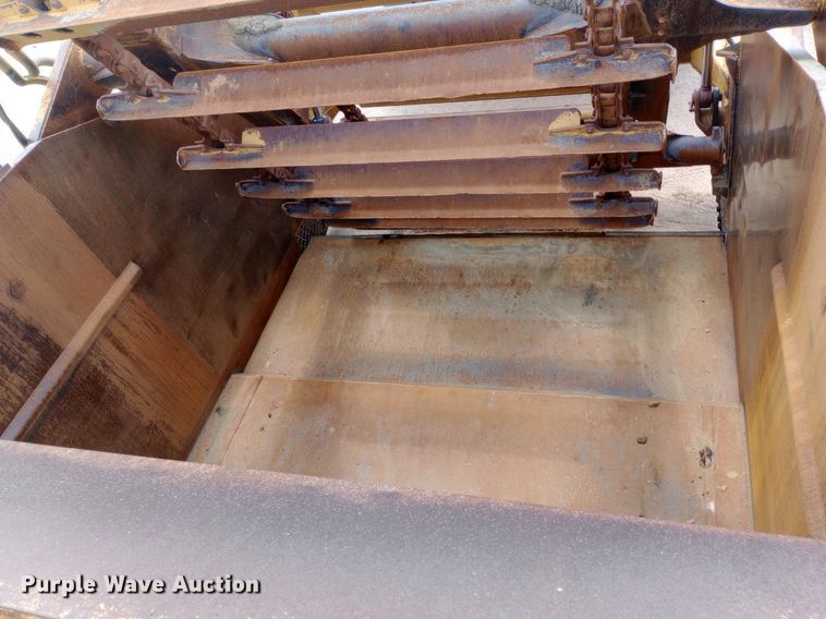 image for item NY9342 2001 Caterpillar 623G elevating scraper