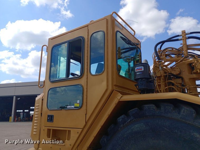 image for item NY9342 2001 Caterpillar 623G elevating scraper