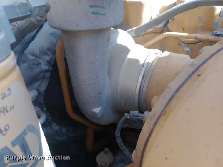 image for item NY9342 2001 Caterpillar 623G elevating scraper