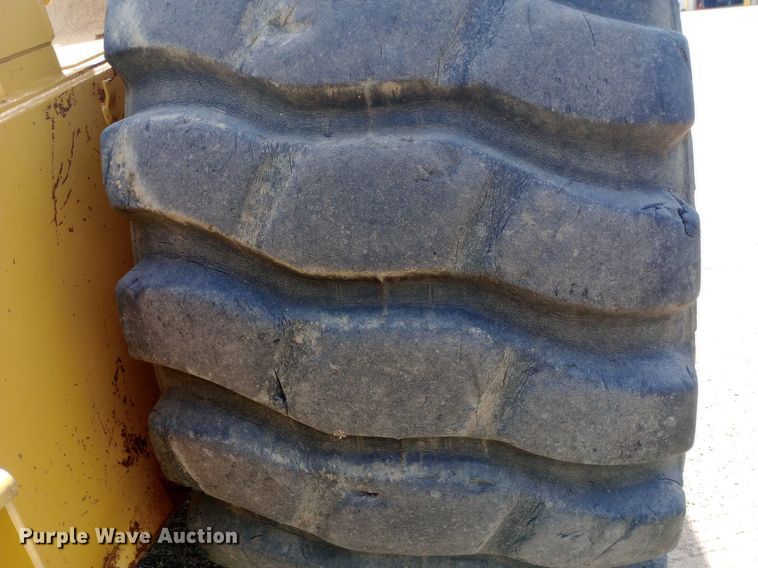 image for item NY9342 2001 Caterpillar 623G elevating scraper