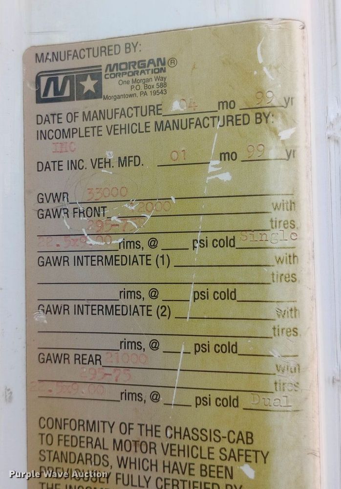 image for item NY9346 1999 International  4700 dump flatbed truck