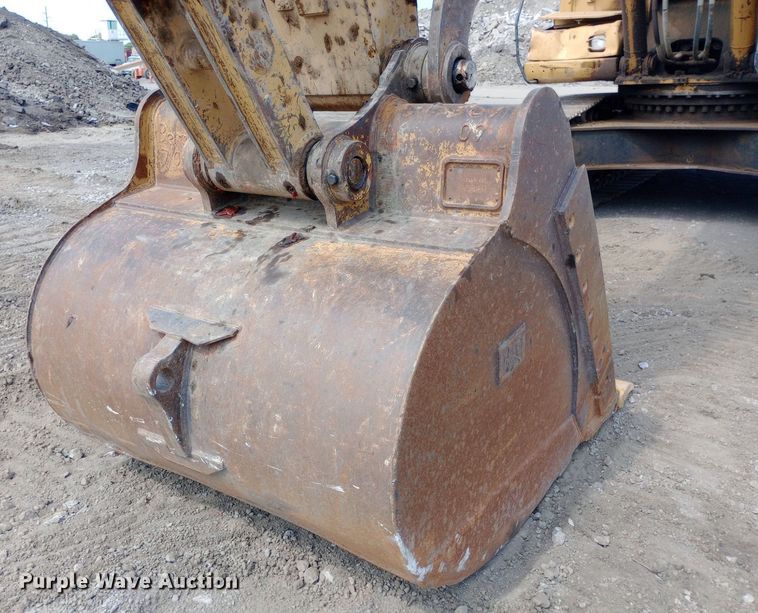 image for item NY9354 2006 Caterpillar  330C L excavator