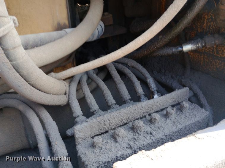 image for item NY9354 2006 Caterpillar  330C L excavator