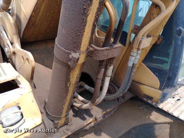 image for item NY9354 2006 Caterpillar  330C L excavator