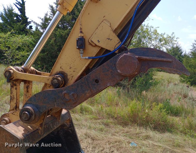 image for item NY9355 2006 John Deere 160C LC excavator