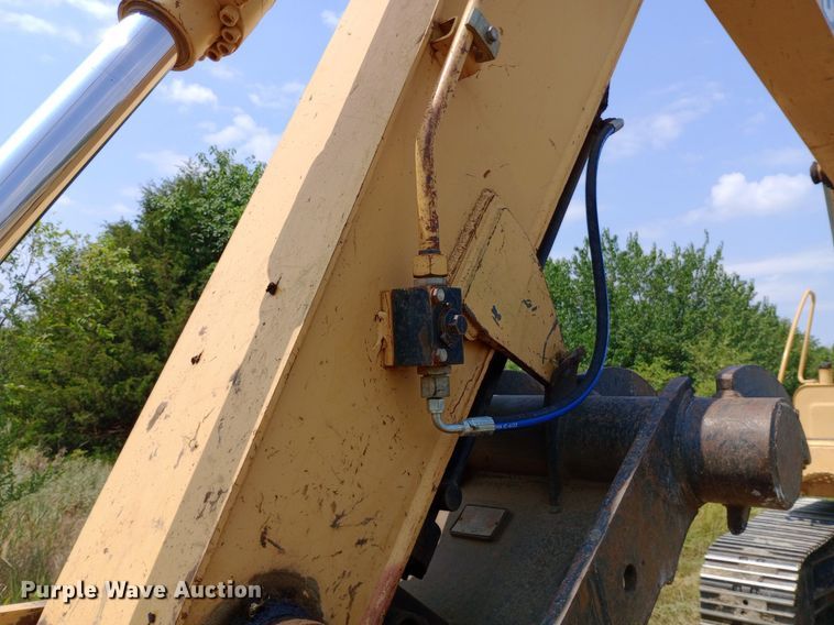 image for item NY9355 2006 John Deere 160C LC excavator