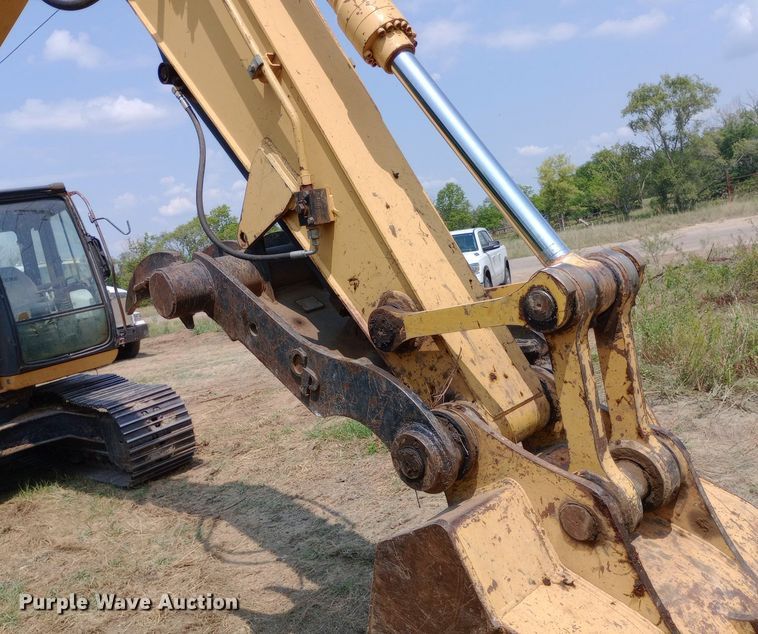 image for item NY9355 2006 John Deere 160C LC excavator