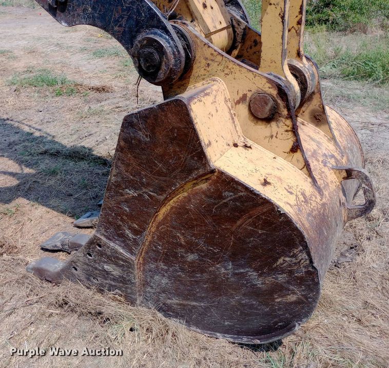 image for item NY9355 2006 John Deere 160C LC excavator