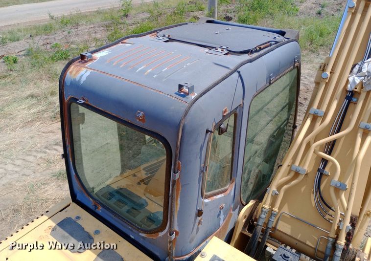 image for item NY9355 2006 John Deere 160C LC excavator