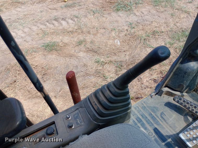 image for item NY9355 2006 John Deere 160C LC excavator