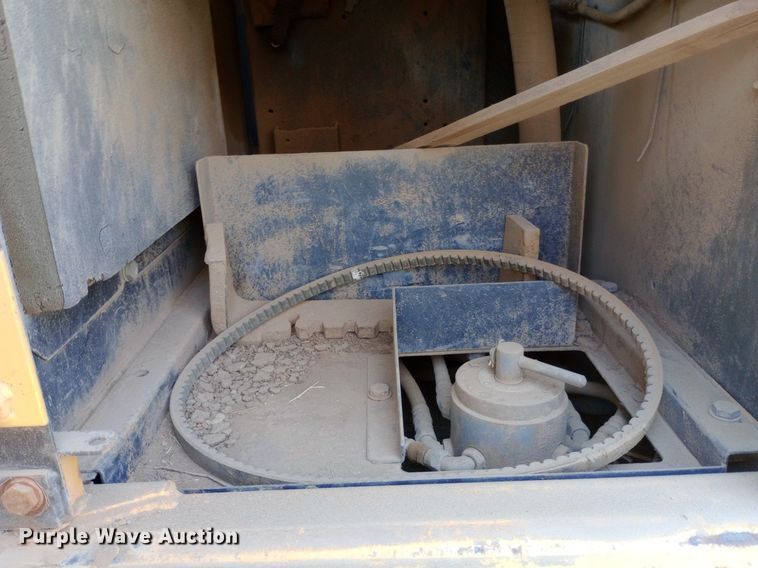 image for item NY9356 2007 John Deere 200D LC excavator