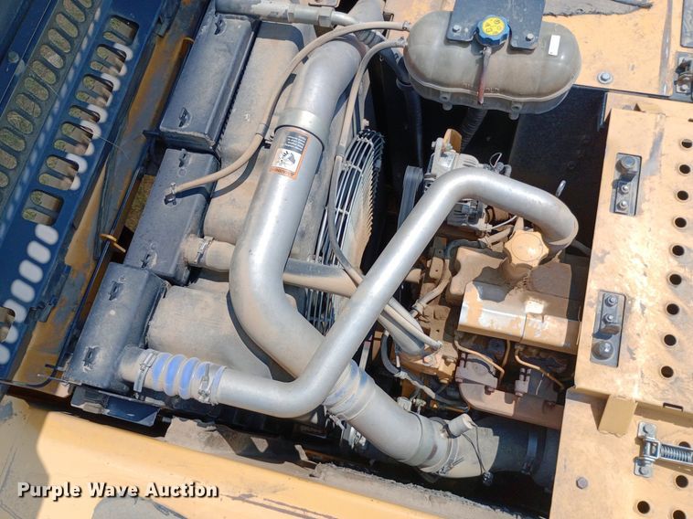 image for item NY9356 2007 John Deere 200D LC excavator