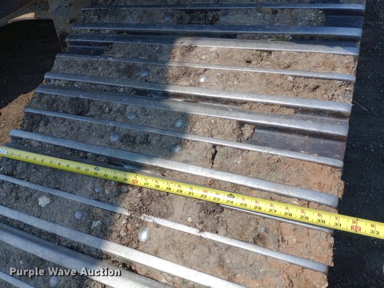 image for item NY9356 2007 John Deere 200D LC excavator