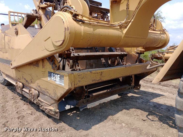 image for item NY9357 1994 Caterpillar  623F elevating scraper