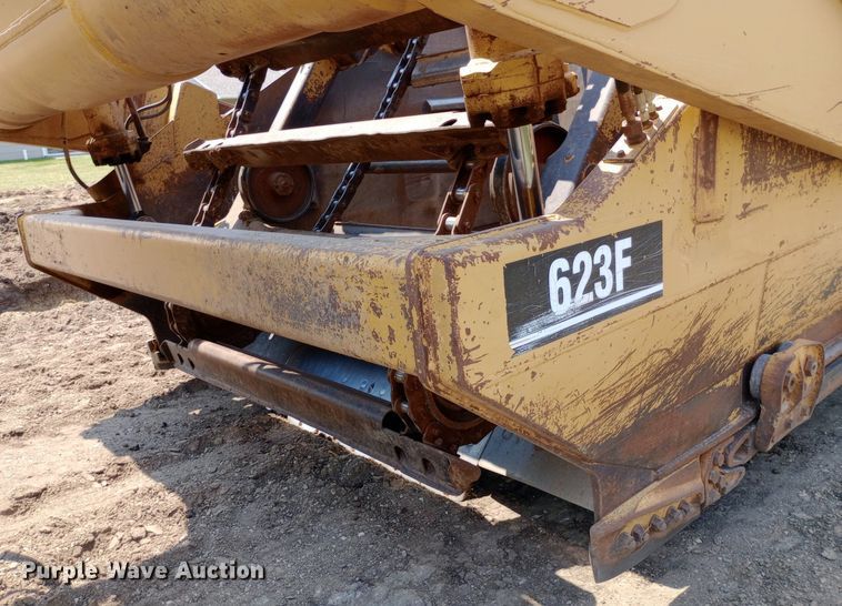 image for item NY9357 1994 Caterpillar  623F elevating scraper