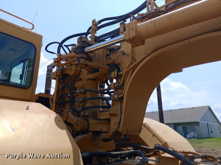 image for item NY9357 1994 Caterpillar  623F elevating scraper