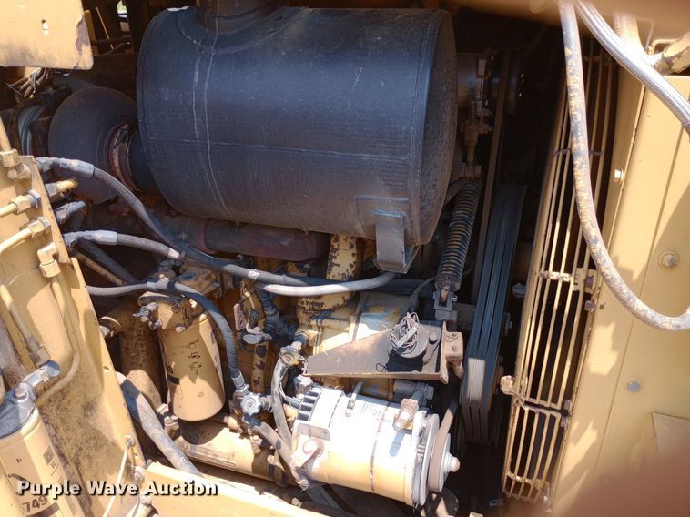 image for item NY9357 1994 Caterpillar  623F elevating scraper