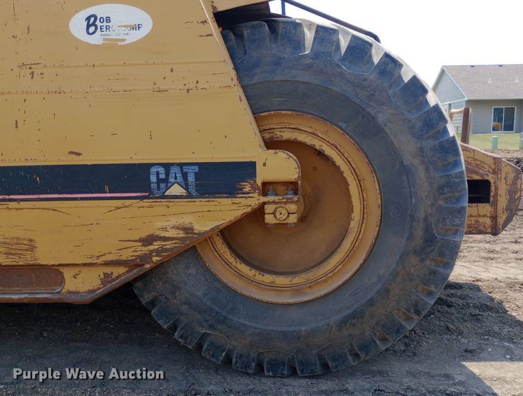 image for item NY9357 1994 Caterpillar  623F elevating scraper