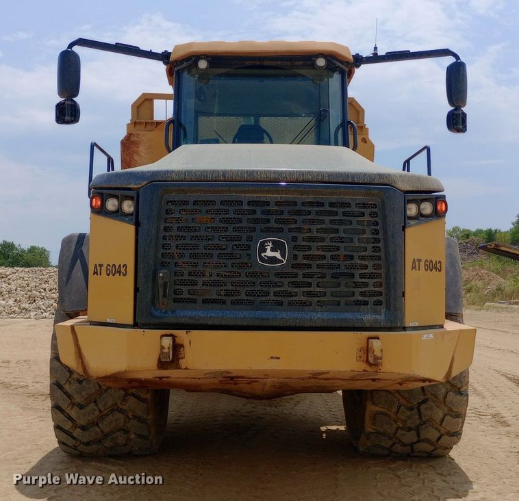 image for item NY9358 2015 John Deere 460E haul truck