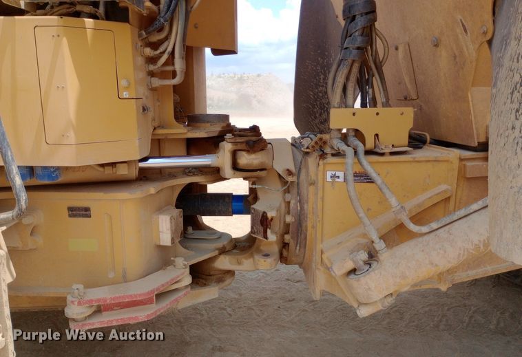 image for item NY9358 2015 John Deere 460E haul truck