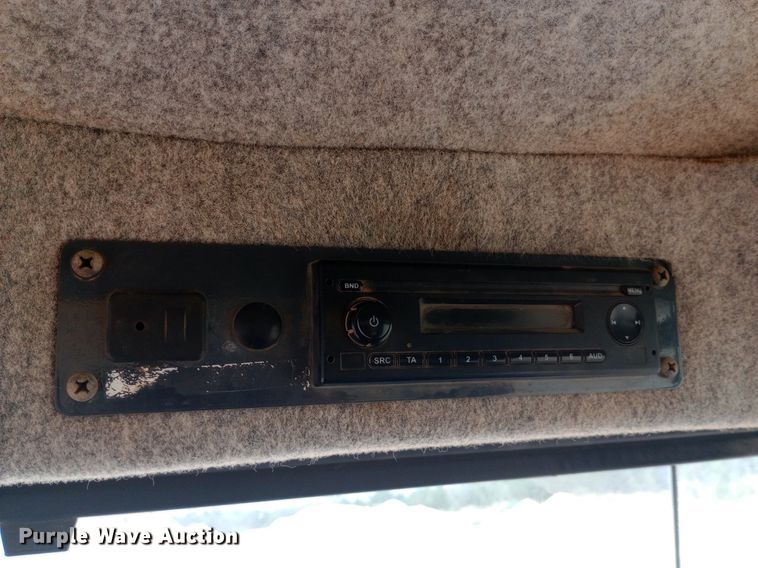 image for item NY9358 2015 John Deere 460E haul truck