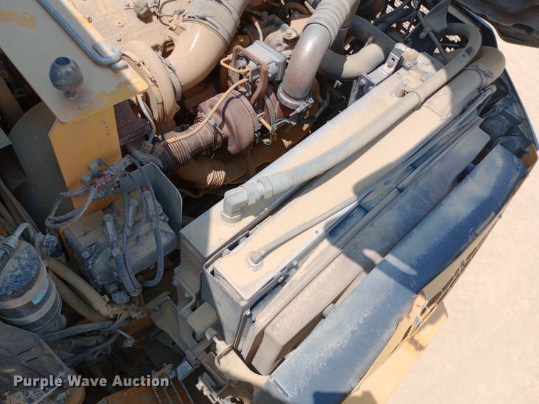 image for item NY9358 2015 John Deere 460E haul truck