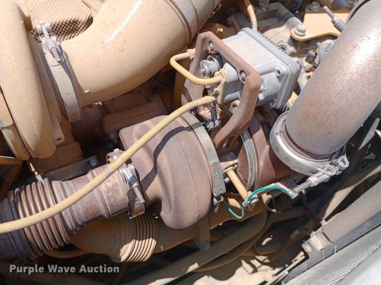 image for item NY9358 2015 John Deere 460E haul truck