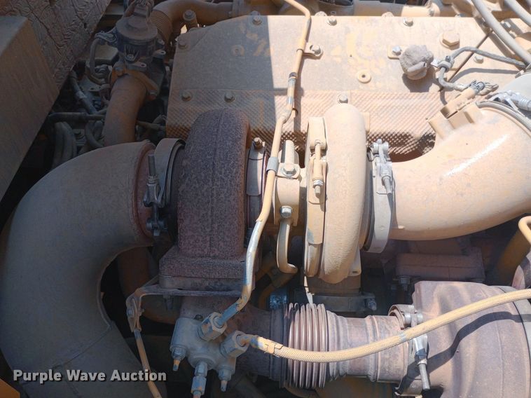 image for item NY9358 2015 John Deere 460E haul truck