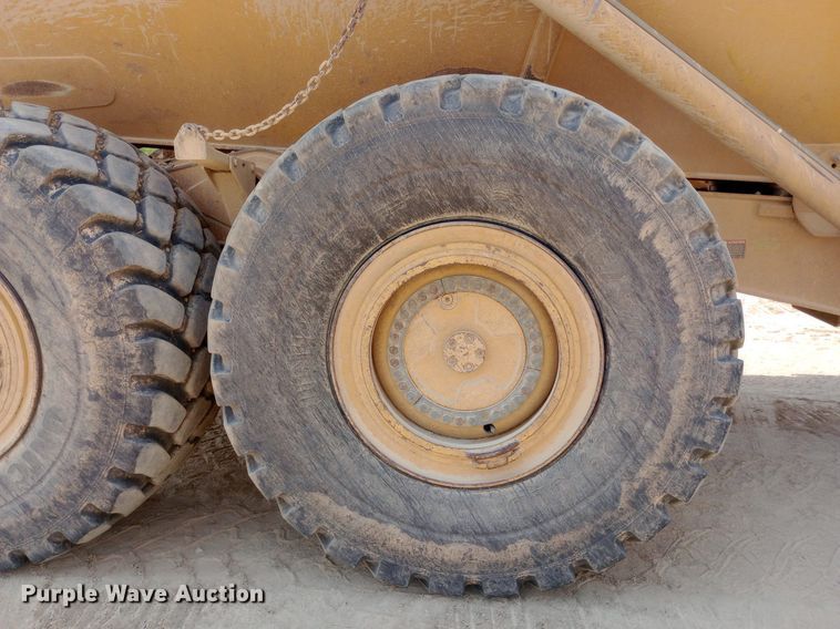 image for item NY9358 2015 John Deere 460E haul truck