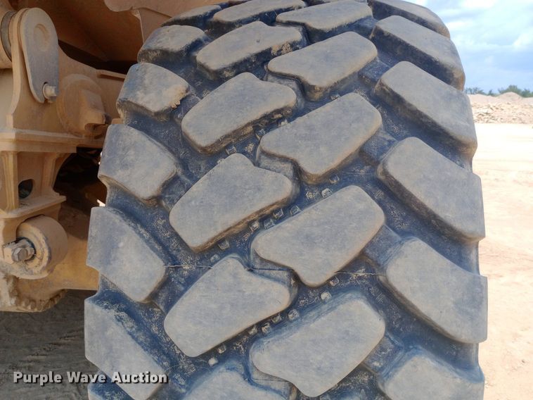 image for item NY9358 2015 John Deere 460E haul truck