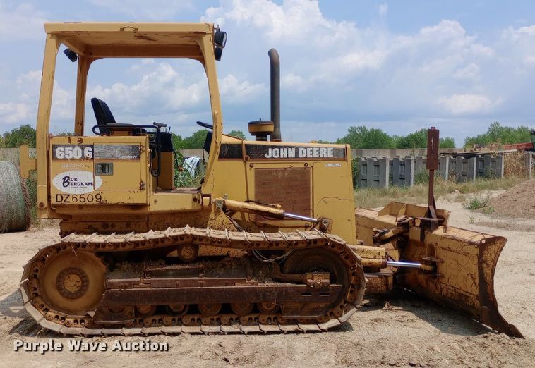 image for item NY9359 1996 John Deere  650G dozer