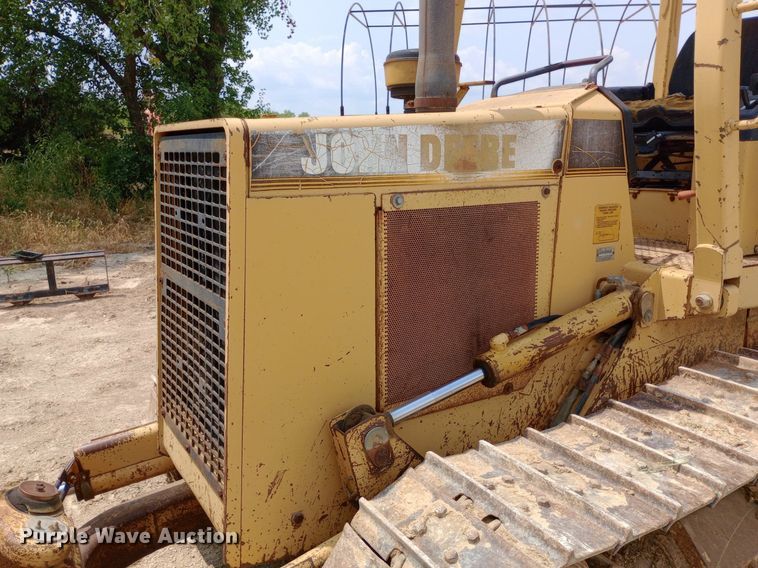 image for item NY9359 1996 John Deere  650G dozer