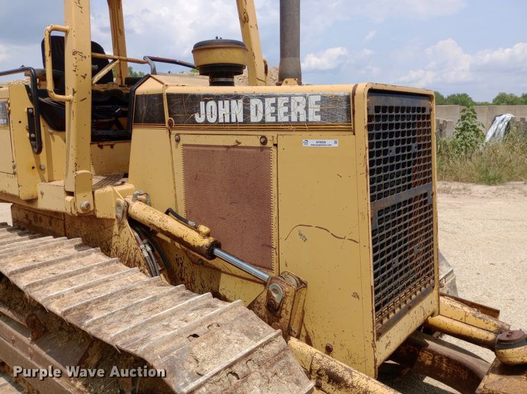 image for item NY9359 1996 John Deere  650G dozer