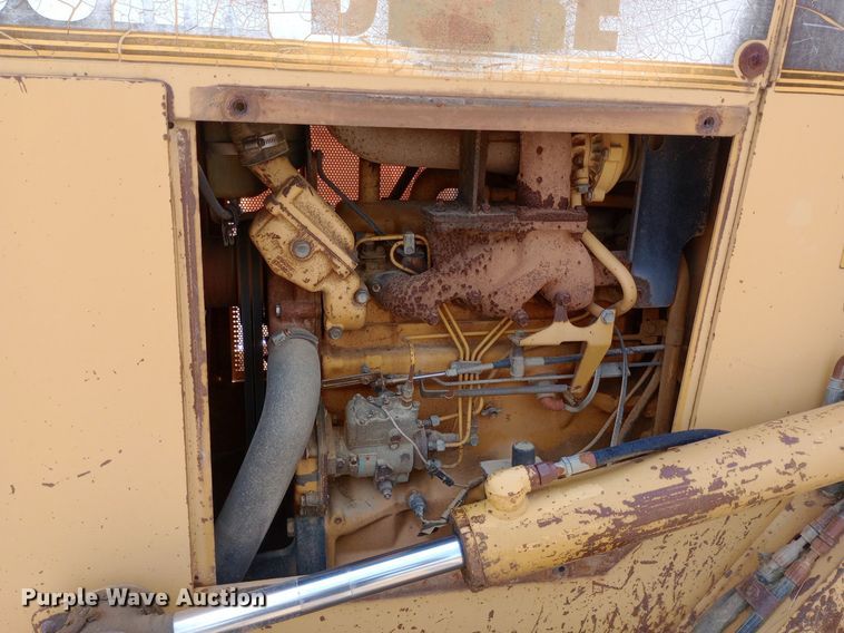 image for item NY9359 1996 John Deere  650G dozer