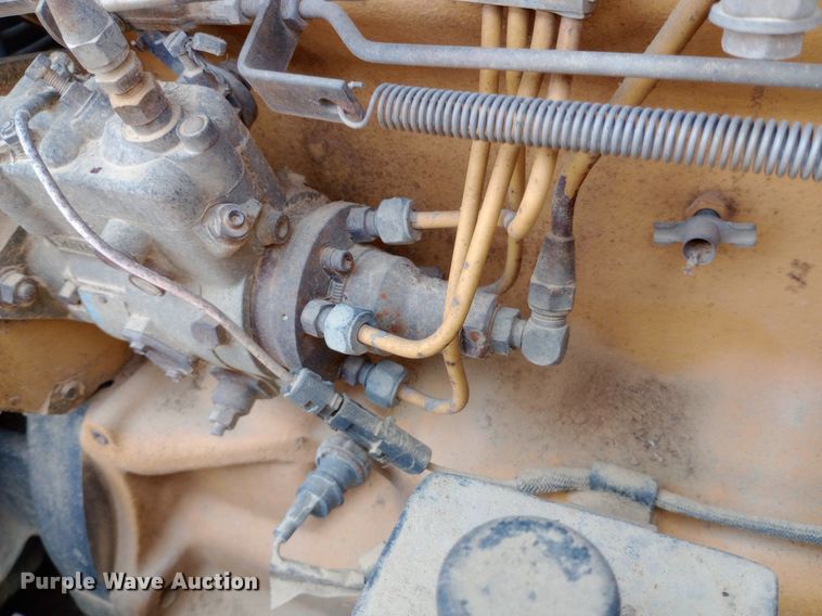 image for item NY9359 1996 John Deere  650G dozer