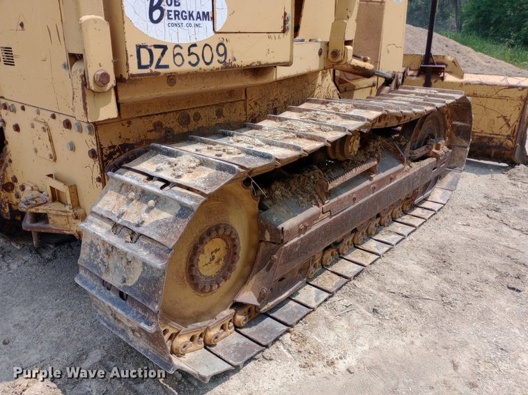 image for item NY9359 1996 John Deere  650G dozer