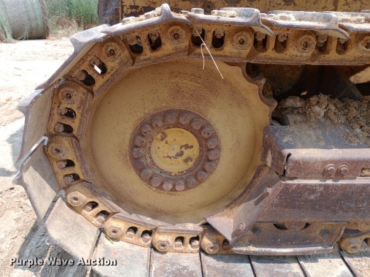 image for item NY9359 1996 John Deere  650G dozer