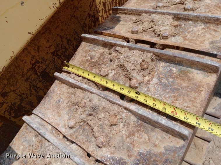 image for item NY9359 1996 John Deere  650G dozer