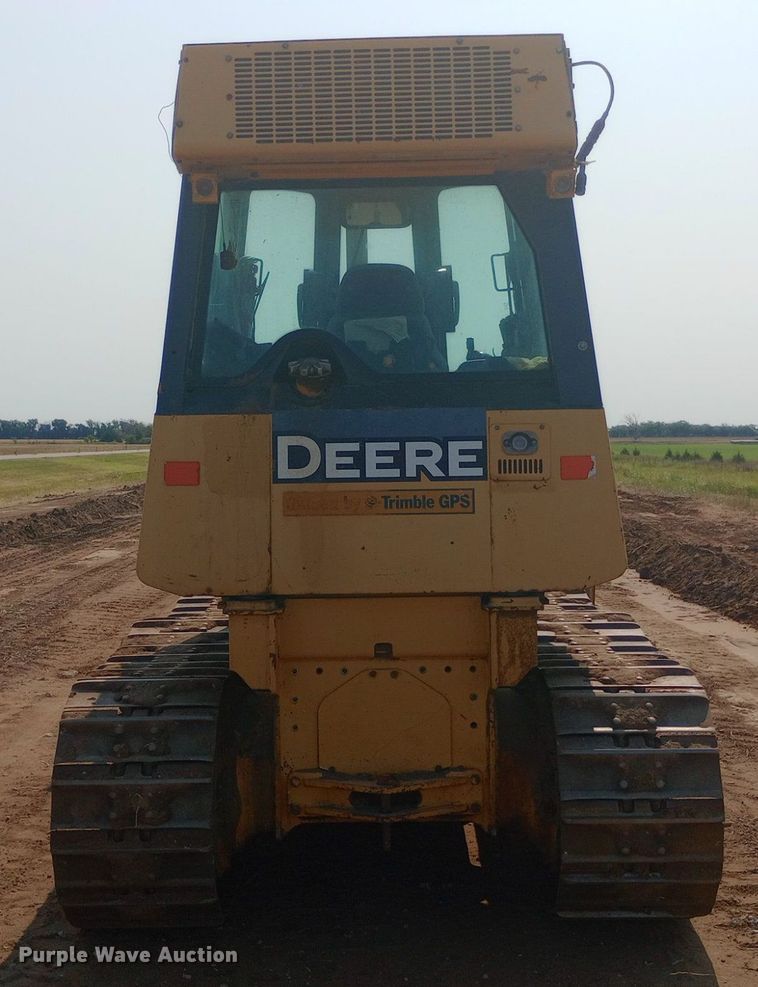 image for item NY9362 2007 John Deere 650J XLT dozer