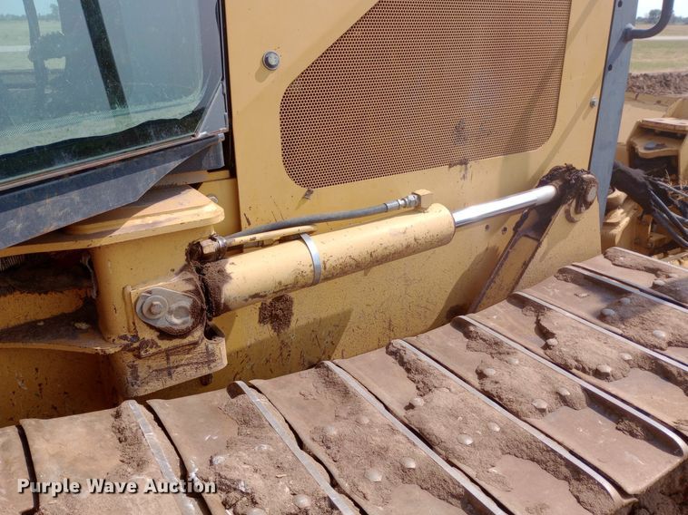 image for item NY9362 2007 John Deere 650J XLT dozer