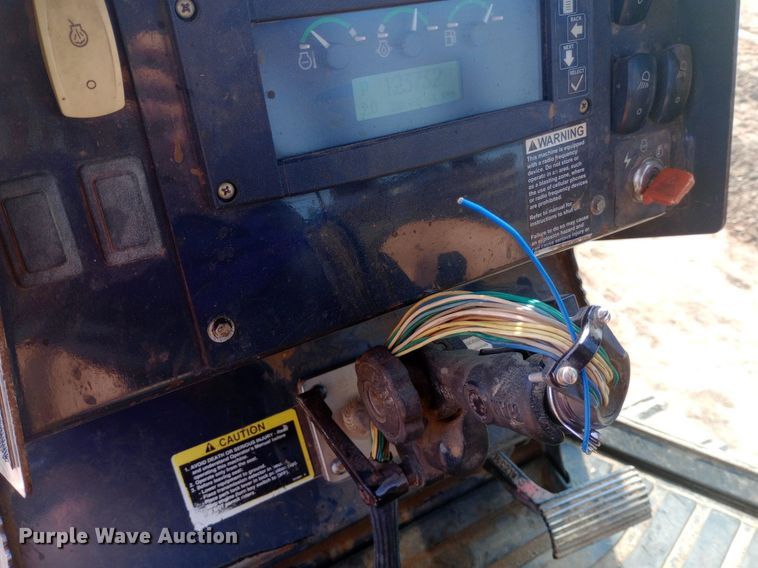 image for item NY9362 2007 John Deere 650J XLT dozer