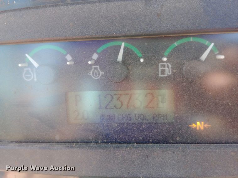 image for item NY9362 2007 John Deere 650J XLT dozer