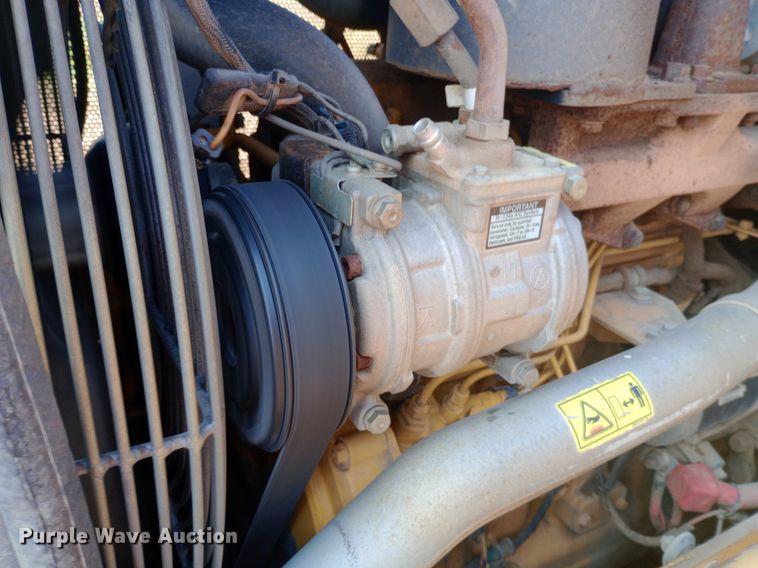 image for item NY9362 2007 John Deere 650J XLT dozer