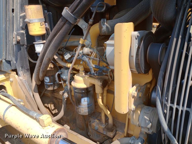 image for item NY9362 2007 John Deere 650J XLT dozer