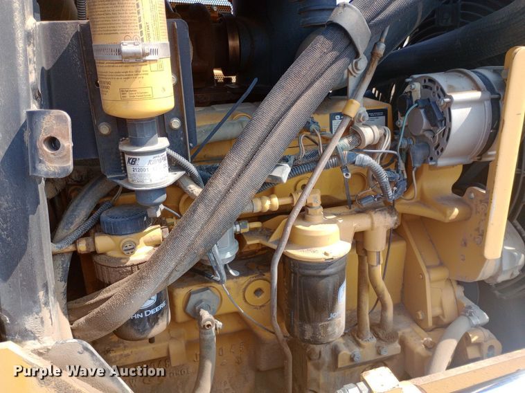 image for item NY9362 2007 John Deere 650J XLT dozer