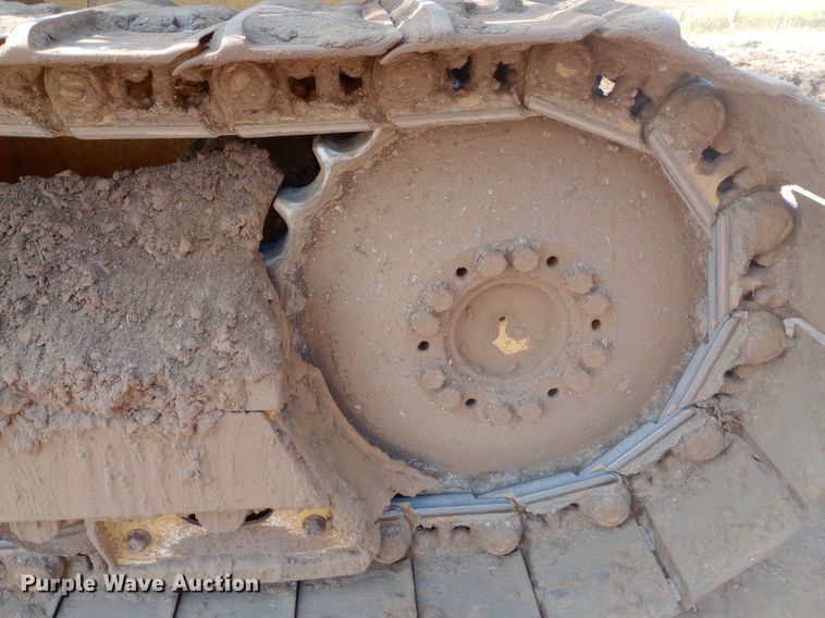 image for item NY9362 2007 John Deere 650J XLT dozer